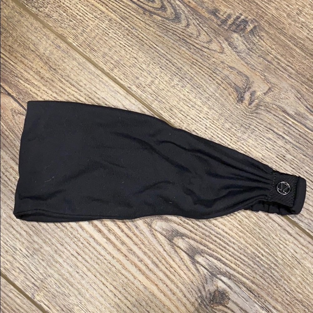 Lululemon Fringe Fighter Headband